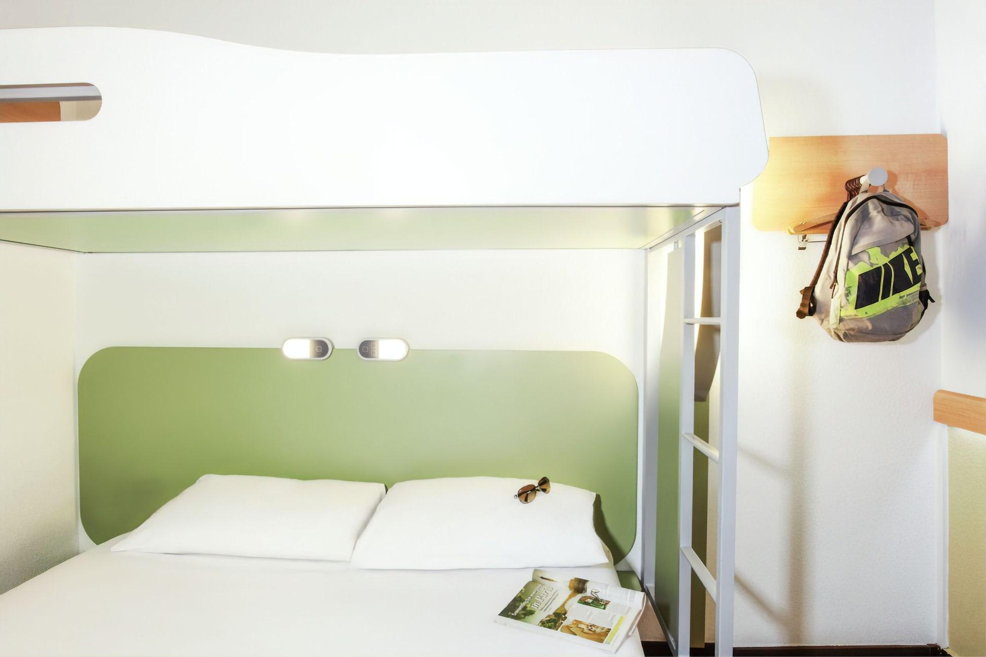 Ibis Budget Manchester Salford Quays Bagian luar foto