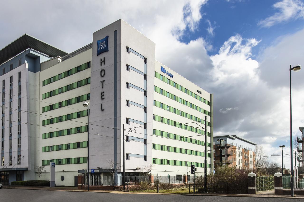 Ibis Budget Manchester Salford Quays Bagian luar foto